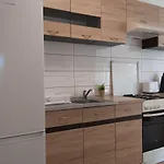 Apartment Toelgyerdo