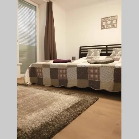 Toelgyerdo * Kismaros