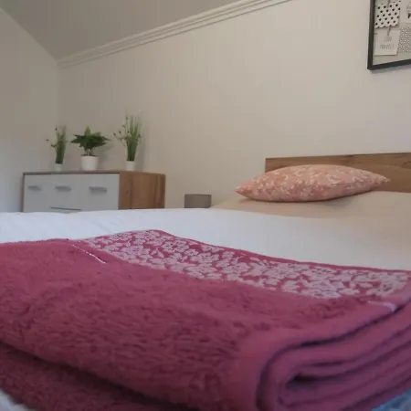 Toelgyerdo Appartement Kismaros