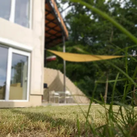 Toelgyerdo Appartement Kismaros