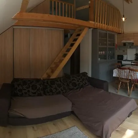 Apartment Toelgyerdo