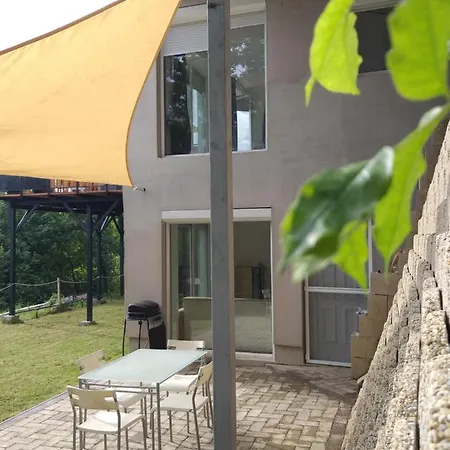 Apartment Toelgyerdo