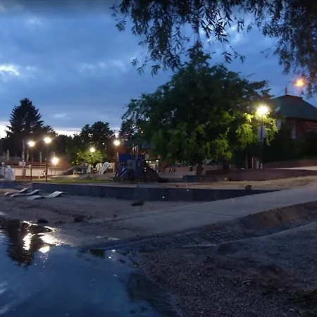 Toelgyerdo Appartement Kismaros