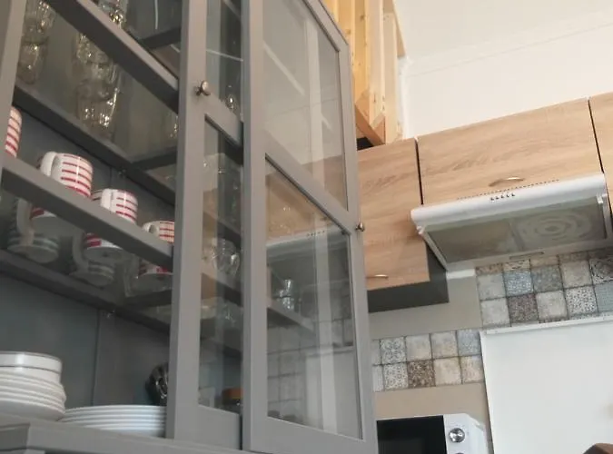 Apartament Toelgyerdo *